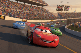 Mattel Disney Pixar Cars Track Talkers Toy Vehicles, Lightning McQueen Talking Car, 5.5-inch Character Collectible